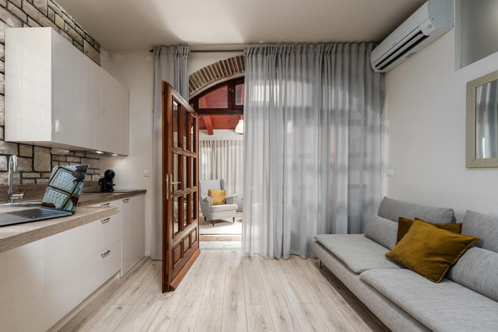 Luxe Studio Mr.M 2 Пула Екстер'єр фото